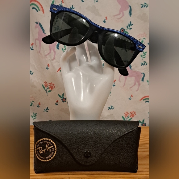 Vintage Rare Ray-Ban B&L Wayfarer L1723 Graphic Blue Unisex Sunglass Glasses - Picture 1 of 6